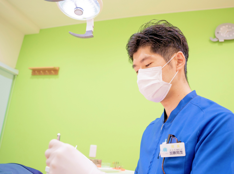 矯正分野で学位を取得した院長が担当